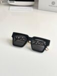 Versace 8800 Gold Black Shades (1)