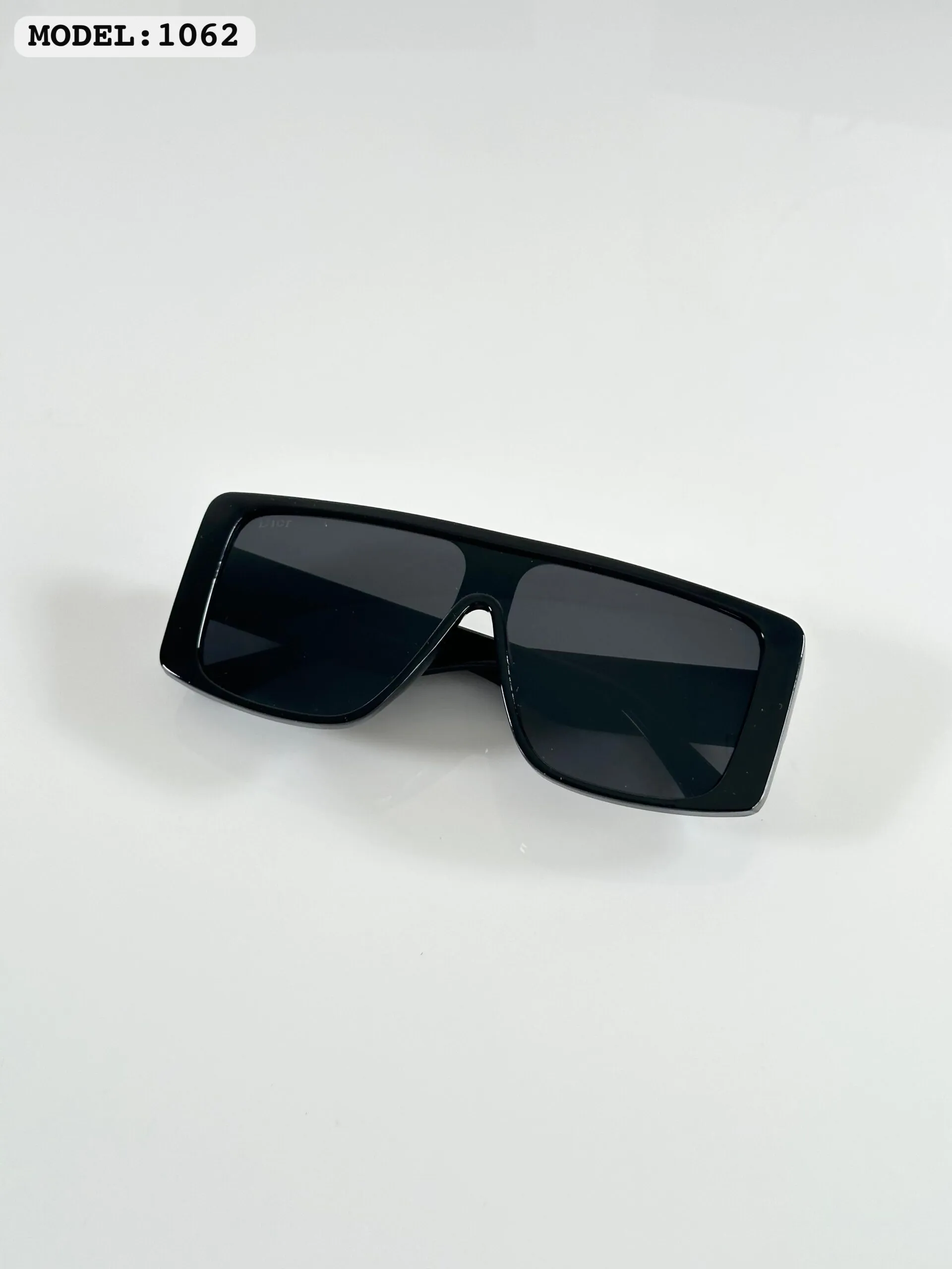 Black Women’s Sunglasses – Sleek Everyday Style Black Women’s Sunglasses – Sleek Everyday Style