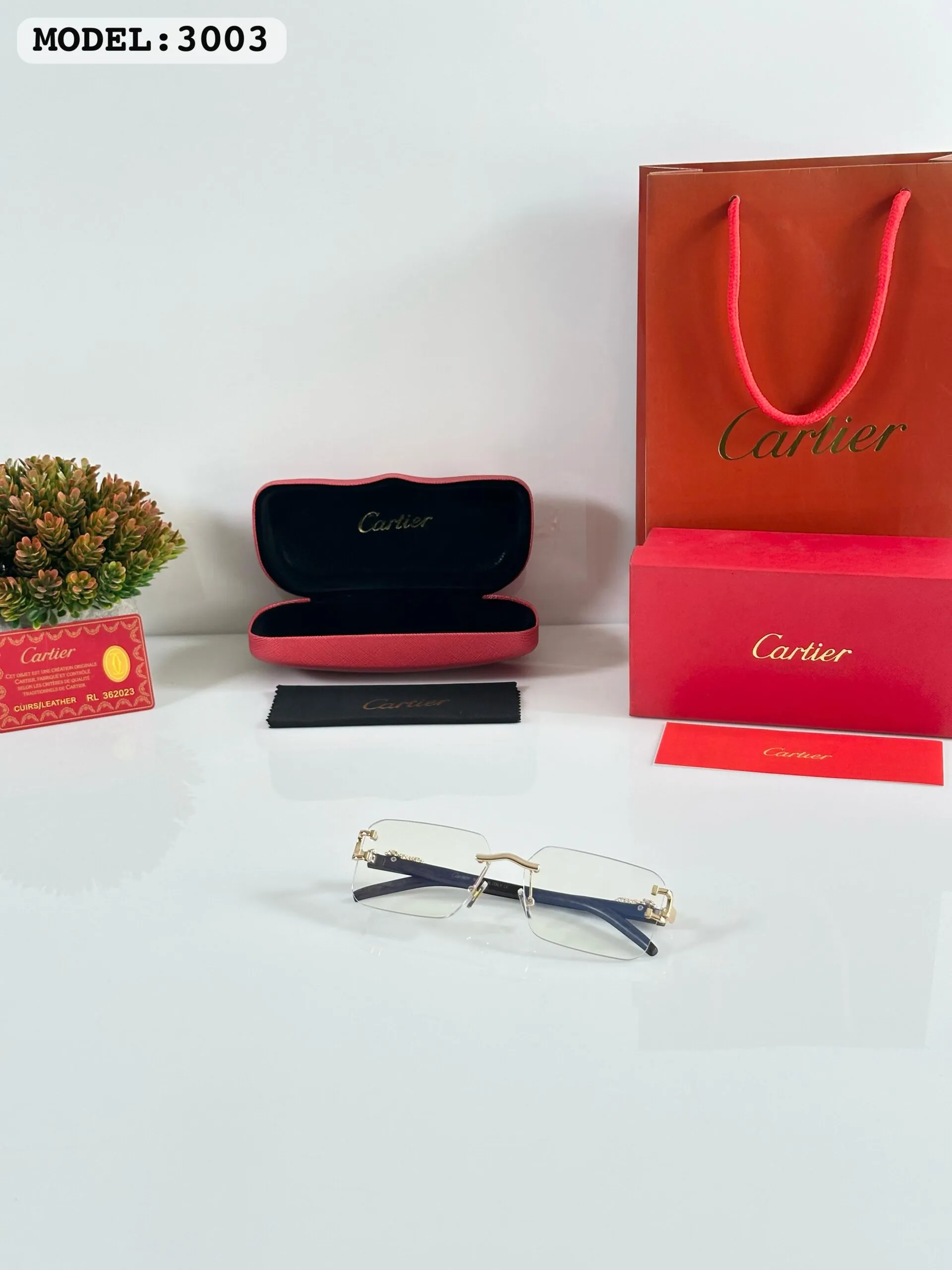 Gold Frame Sunglasses – Clean Luxe Style Gold Frame Sunglasses – Clean Luxe Style