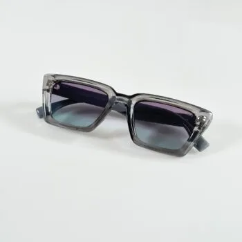 Elegant Grey Blue Women’s Sunglasses – Chic UV Protection 0032