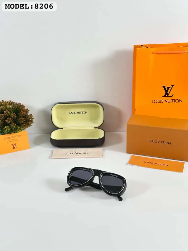 Black Men’s Sunglasses – Stylish UV Protection 8206 (2) Black Men’s Sunglasses – Sleek UV Protection 8206