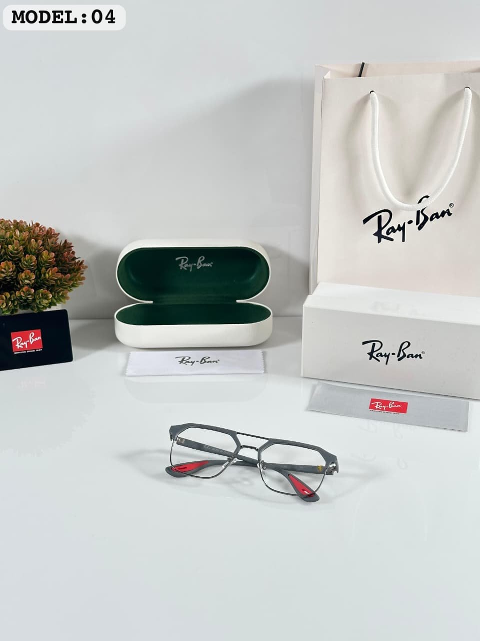 Grey Eyeglass Frame – Stylish Lightweight Design 04 (2) Grey Eyeglass Frame – Stylish Lightweight Design 04