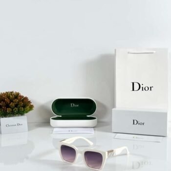 Cream Pink Oversized Women’s Sunglasses – Premium Collection