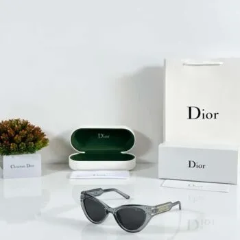 Women's Grey Black Sunglasses | Elegant & Versatile Style