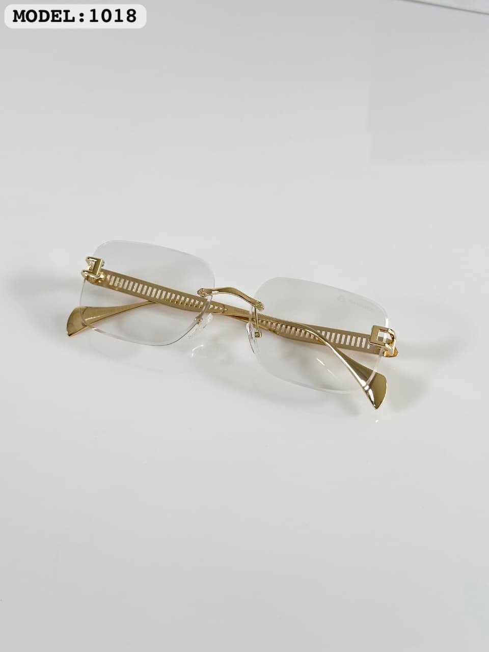 Men's Gold Day-Night Adaptive Colour Changing Sunglasses Men's Gold Day-Night Adaptive Colour Changing Sunglasses