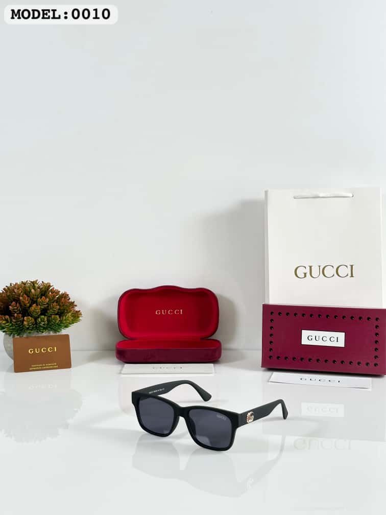 Men’s Matte Black Premium Fashion Sunglasses (1) Men’s Matte Black Premium Fashion Sunglasses