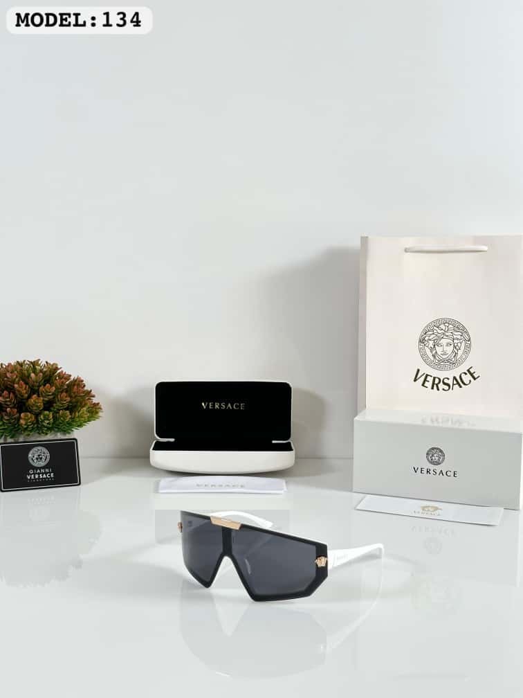 Signature White-Black Dual Tone Sunglasses (1) Signature White-Black Dual Tone Sunglasses