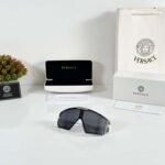 Signature White-Black Dual Tone Sunglasses (3)