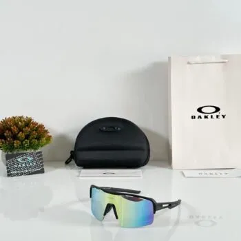 Sporty Black Green Mercury Men’s Sunglasses – Model 8836