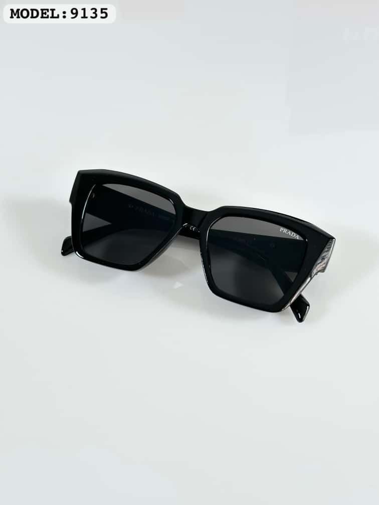 Women’s Black Premium Fashion Sunglasses (3) Women’s Black Premium Fashion Sunglasses