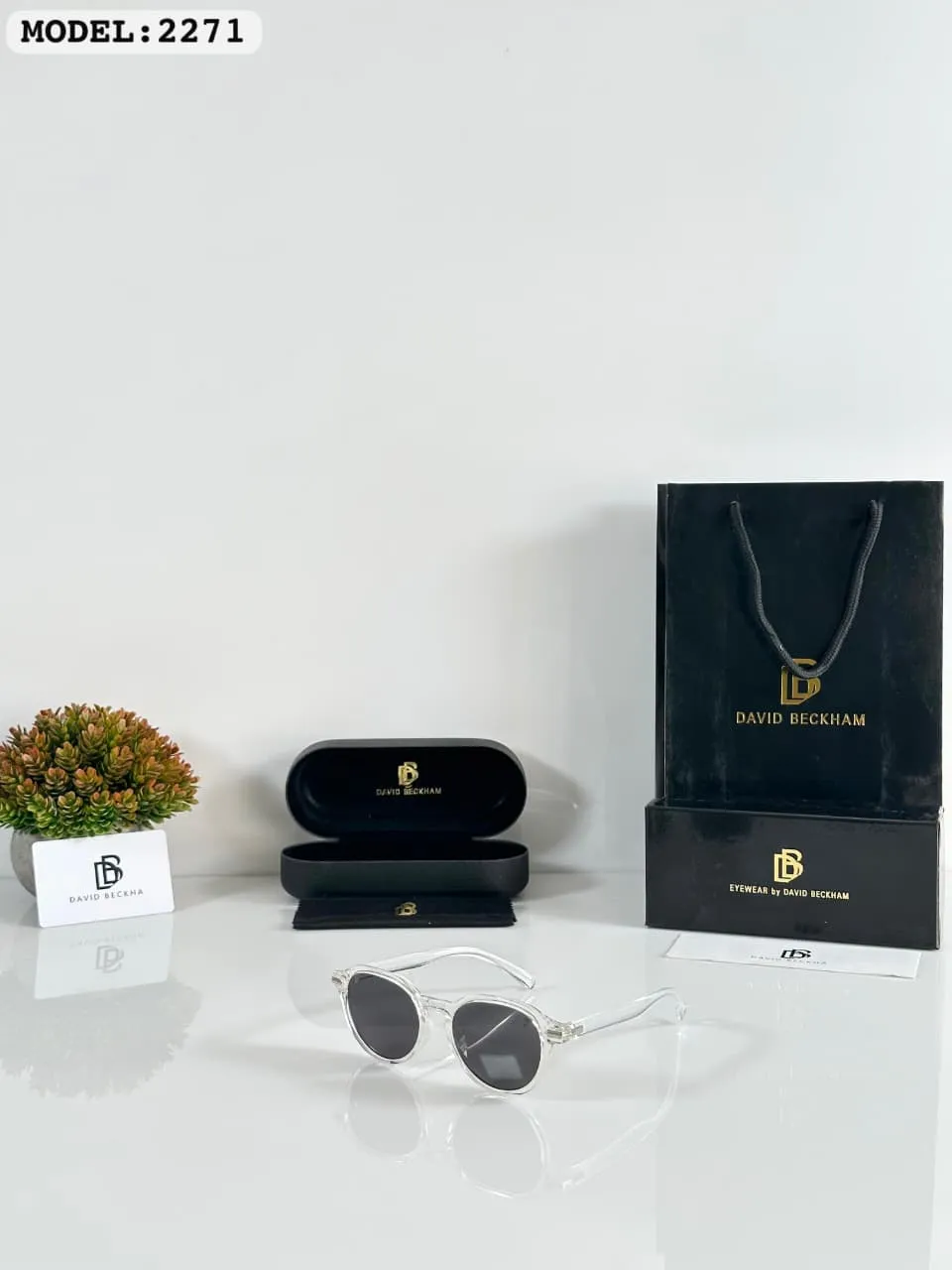 Premium Modern Rectangular Sunglasses – Water Black Edition