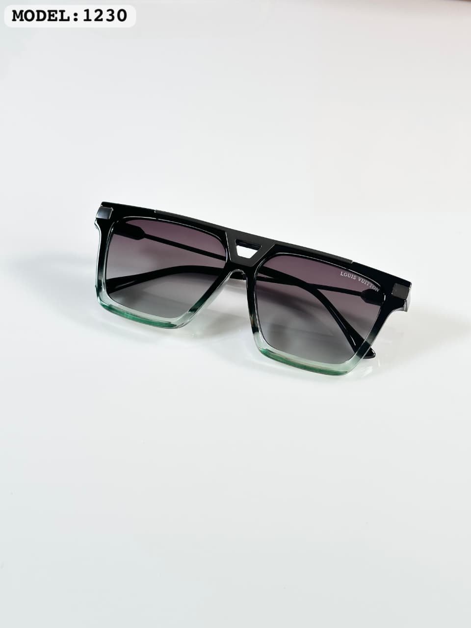 Premium Attitude Pilot Sunglasses (3) Premium Attitude Pilot Sunglasses – Gunmetal & Green Edition