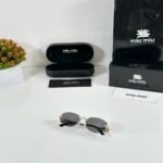 Premium Gold Rimless Oval Sunglasses (3)