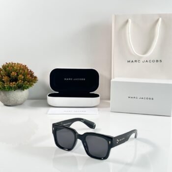 Premium Modern Rectangle Sunglasses – Men's Black Edition