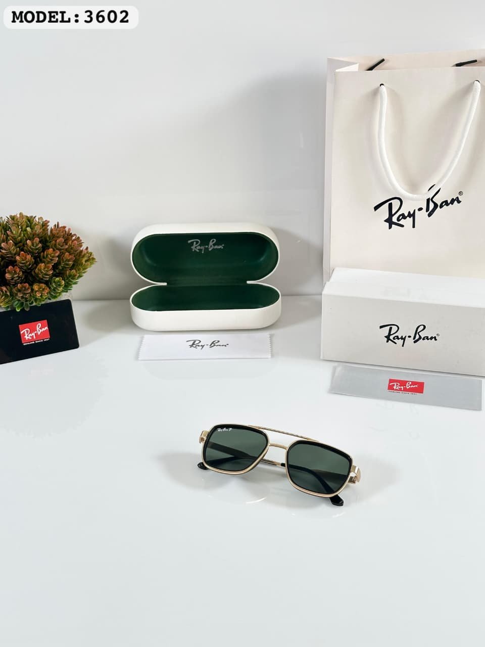 Premium Scuderia Round Sunglasses (2) Premium Scuderia Round Sunglasses – Gold & Green Edition