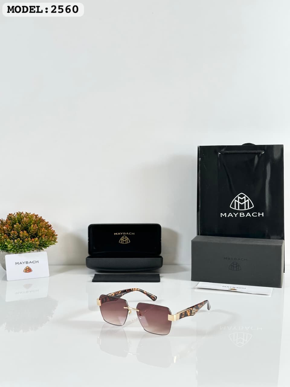 Premium Tiger Gold Brown Sunglasses (1) Premium Tiger Gold Brown Sunglasses – Luxury Square Edition