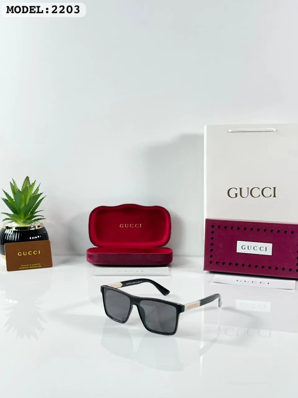 Premium Black Oval Sunglasses (1) Premium Black Oval Sunglasses – Classic Unisex Edition