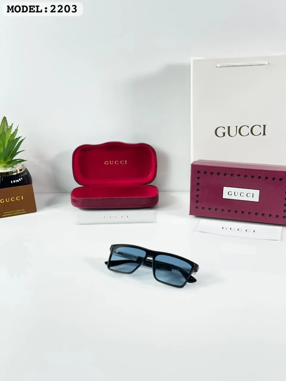 Premium Oval Metal Sunglasses – Black Blue Edition