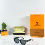 Eclipse Black Sunglasses – Refined Everyday Style (3)