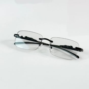 Adaptive Black Photochromic Eyewear – Day & Night Smart Glasses