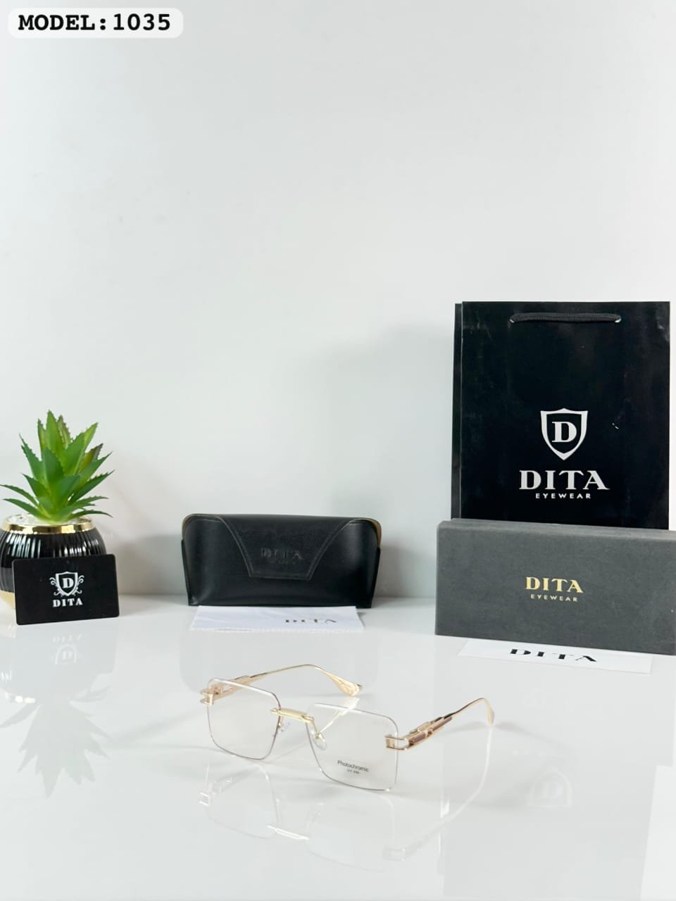 Adaptive Gold Brown Sunglasses – Smart Day & Night Vision (1) Adaptive Gold Brown Sunglasses – Smart Day & Night Vision