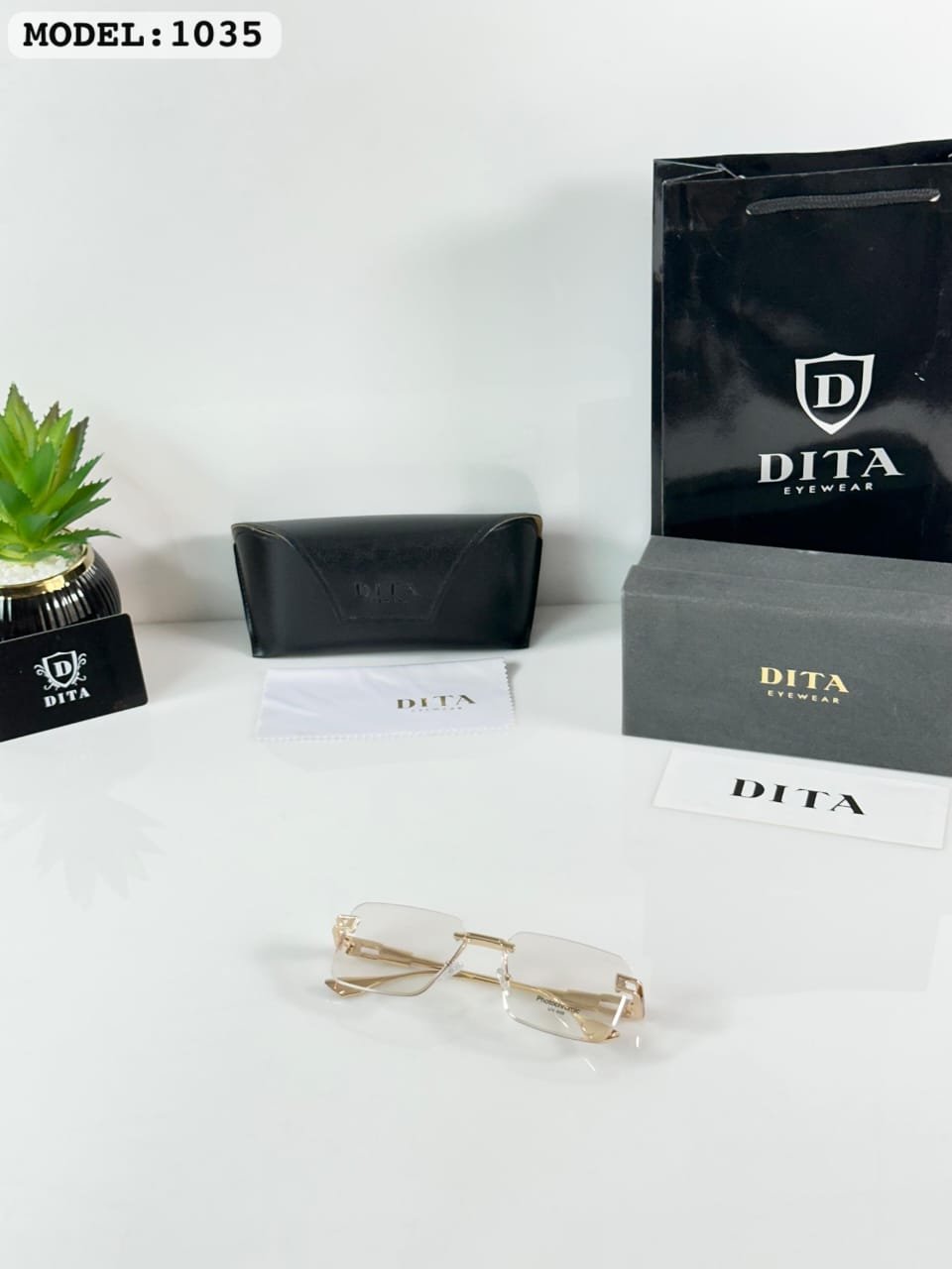 Adaptive Gold Brown Sunglasses – Smart Day & Night Vision (3) Adaptive Gold Brown Sunglasses – Smart Day & Night Vision