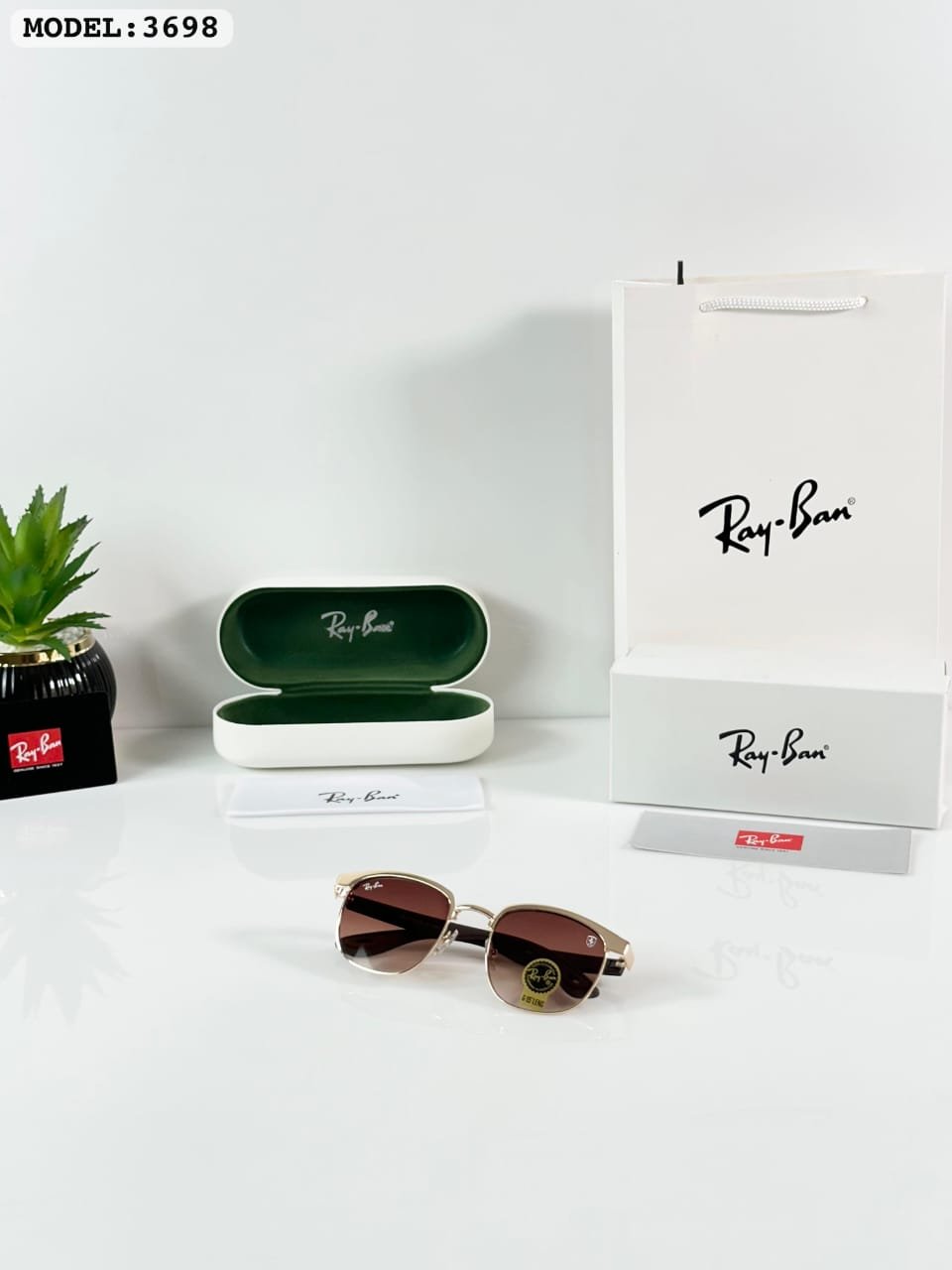 Amber Gold Explorer Sunglasses – Timeless Outdoor Elegance (1) Amber Gold Explorer Sunglasses – Timeless Outdoor Elegance