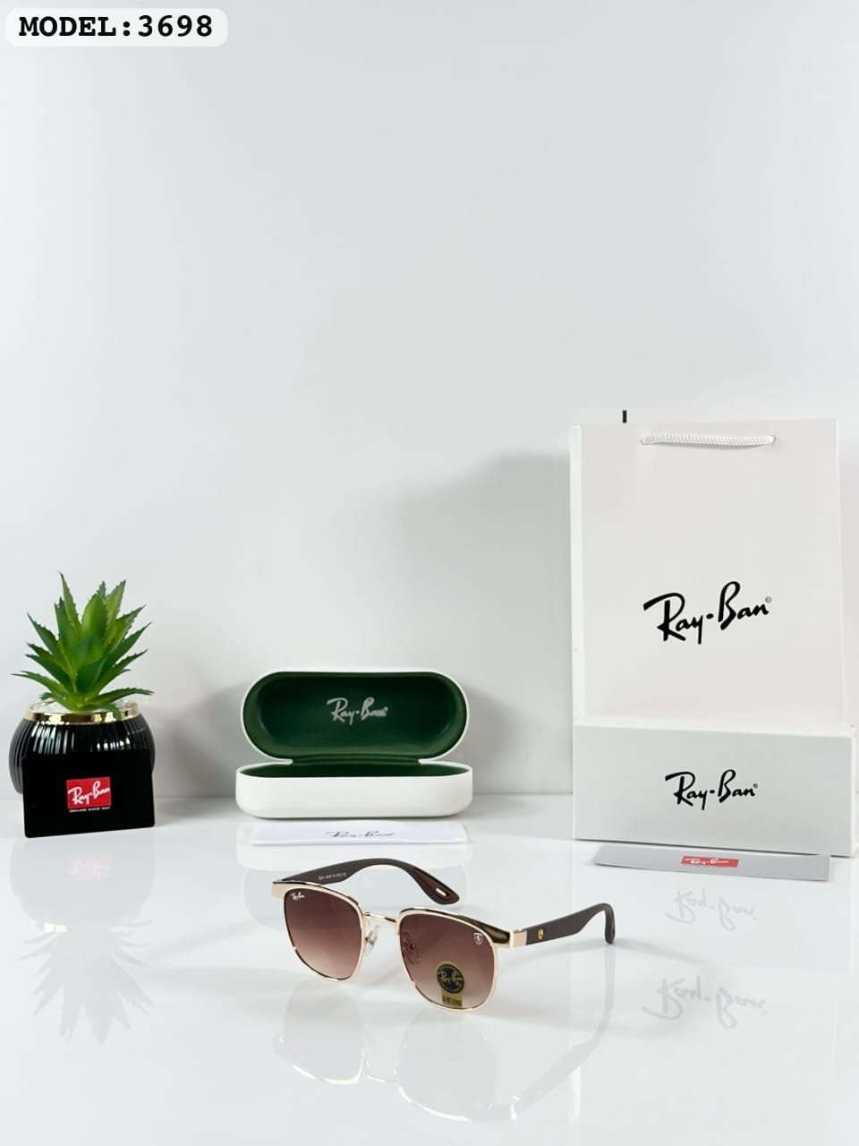 Amber Gold Explorer Sunglasses – Timeless Outdoor Elegance (2) Amber Gold Explorer Sunglasses – Timeless Outdoor Elegance