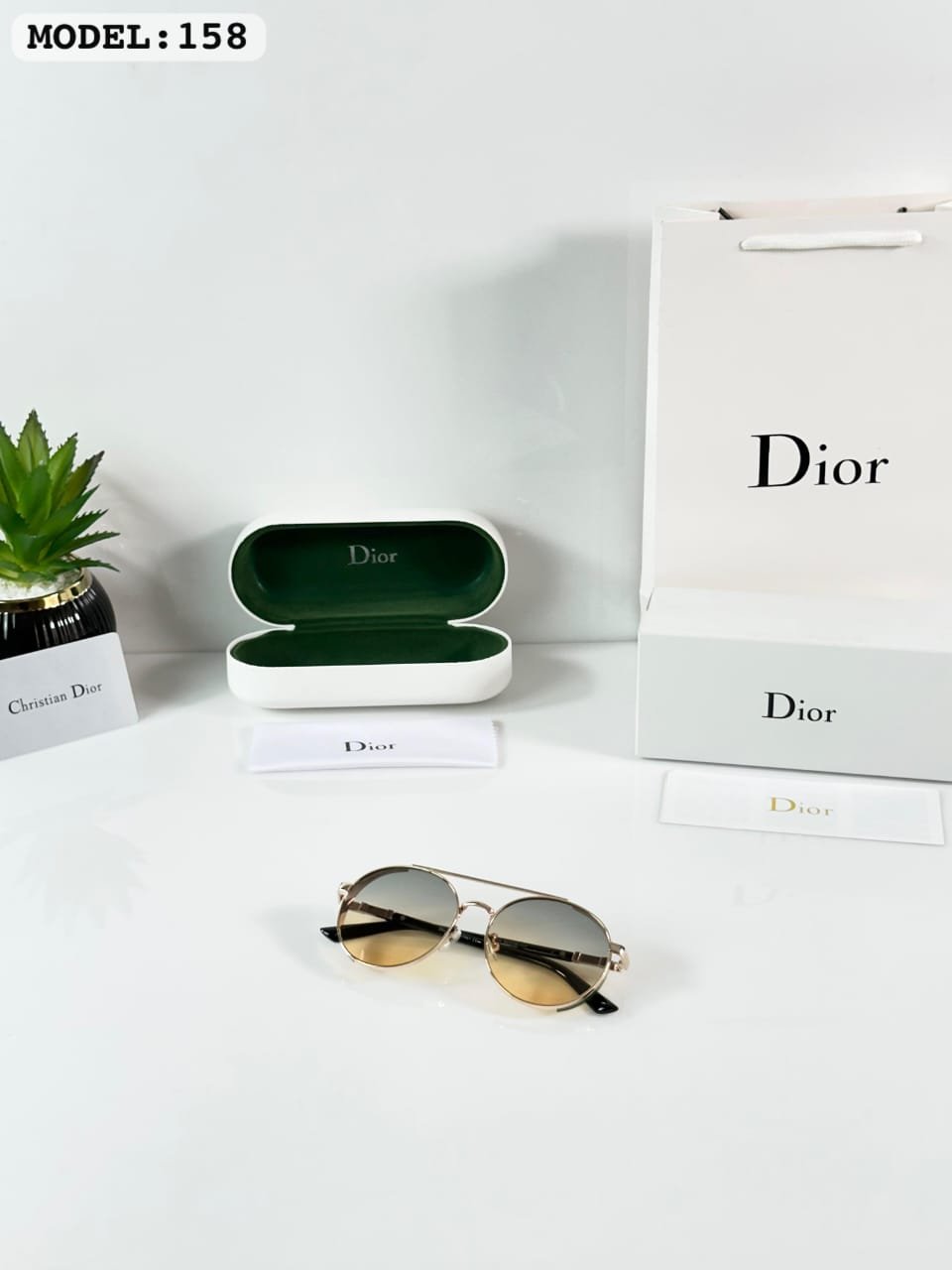 Golden Forest Round Sunglasses – Green Gradient Metal Eyewear (2) Golden Forest Round Sunglasses – Green Gradient Metal Eyewear