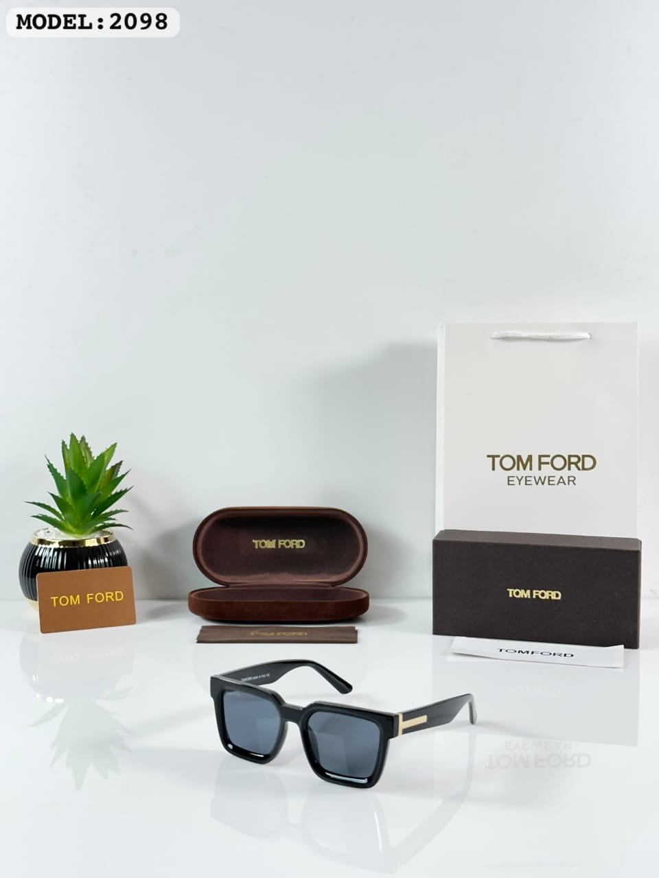 Urban Eclipse Square Sunglasses – Premium Black Lifestyle Eyewear (1) Urban Eclipse Square Sunglasses – Premium Black Lifestyle Eyewear