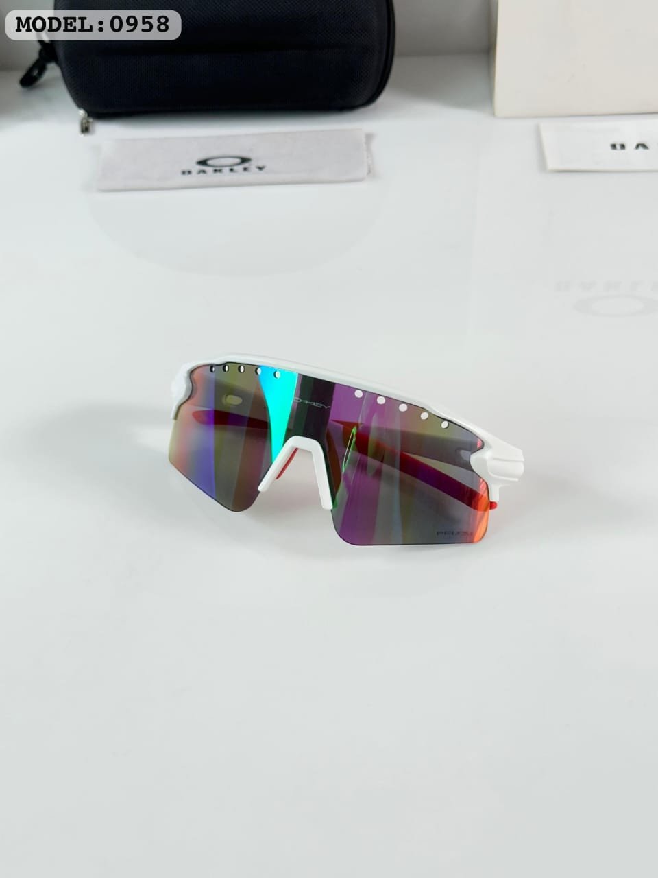 White Aqua Performance Sunglasses – Fresh Outdoor Vision (3) White Aqua Performance Sunglasses – Fresh Outdoor Vision