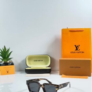 Brown black tortoiseshell rectangular sunglasses with dark grey lenses